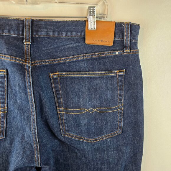 Lucky Brand Jeans Mens 38x32 Blue Denim 121 Slim Dark Wash Casual Normcore - Picture 7 of 9